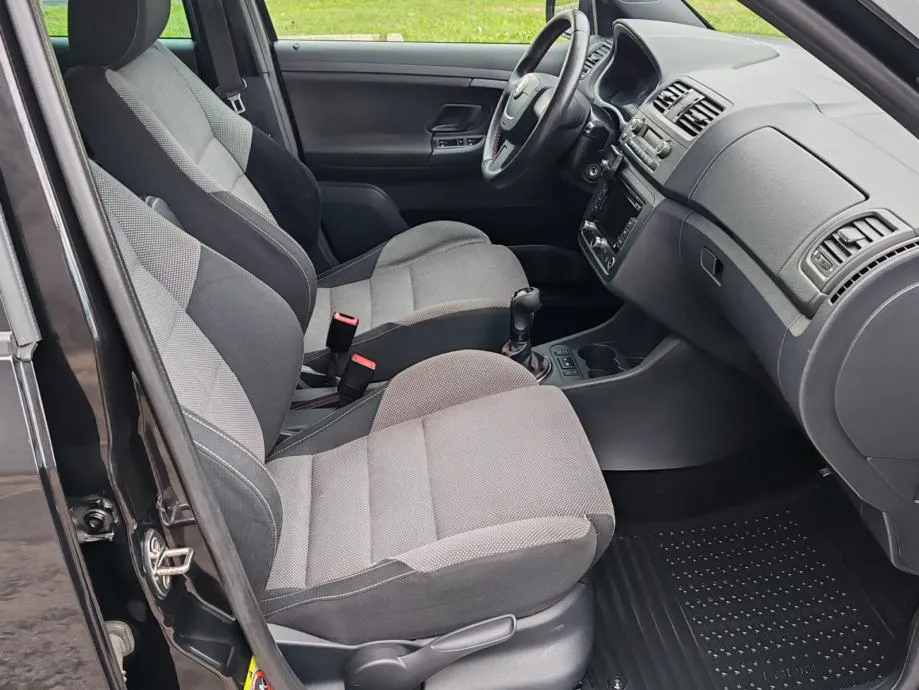 škoda fabia 1,6 tdi monte-carlo , 2011g. 213000 kartice 24/36 rata - slika 11