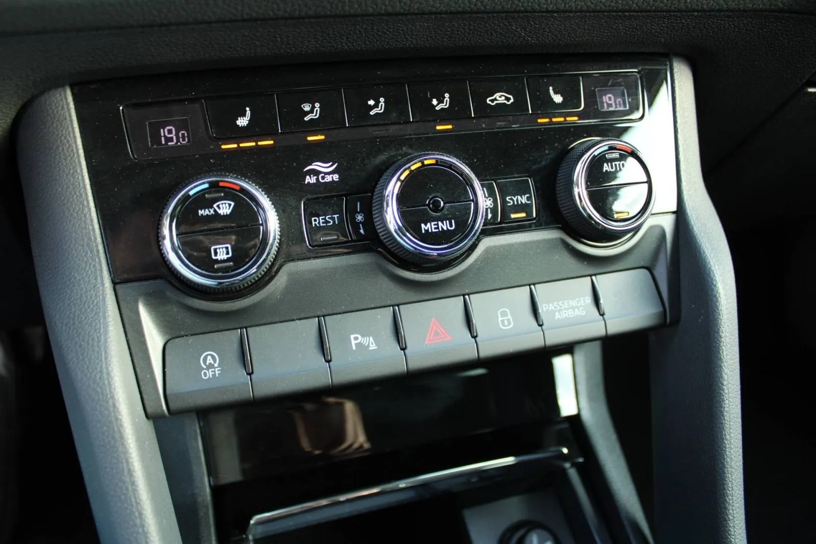 škoda kodiaq 1.5 tsi dsg *led, navigacija* - slika 25
