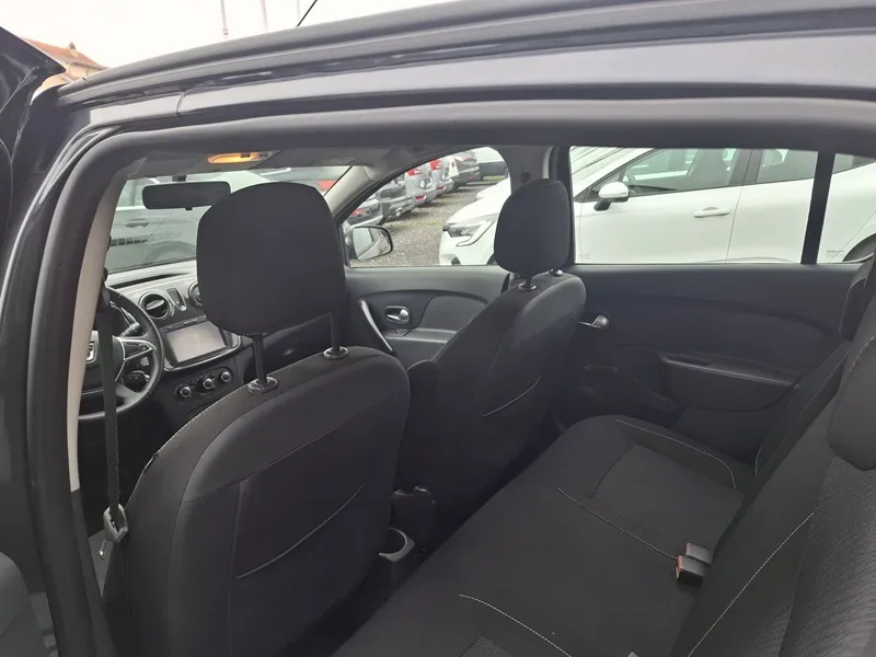 dacia sandero 0,9 tce 90ks*klima*navigacija* - slika 8