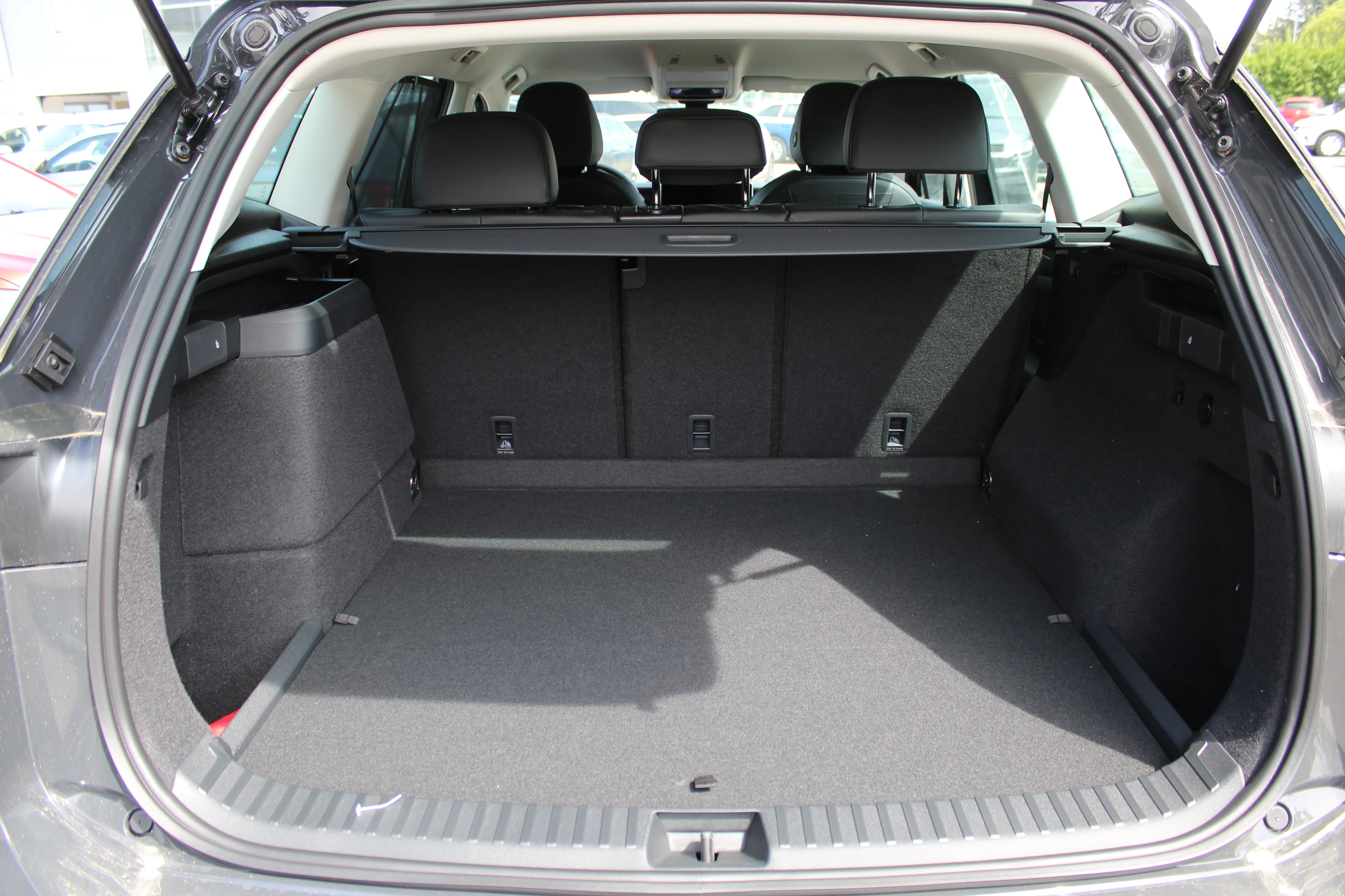 13203 volkswagen tayron 1.5 tsi ehybrid dsg life - slika 15