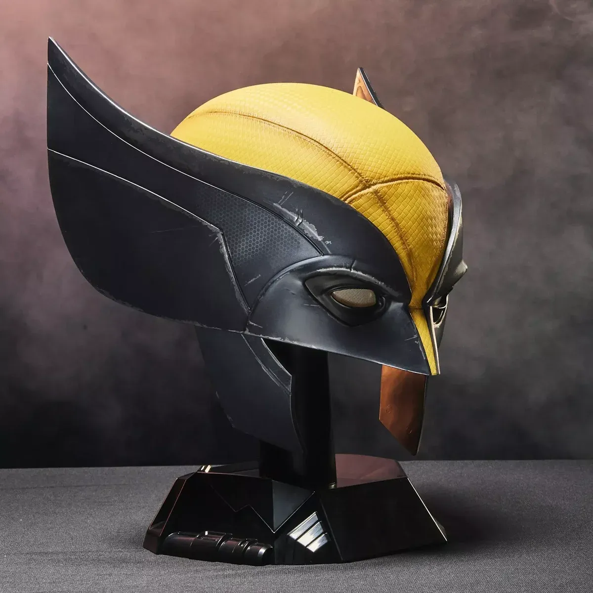 marvel legends series – wolverine premium roleplay mask - slika 10