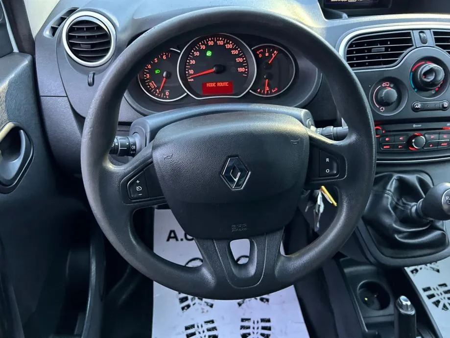 renault kangoo 1.5 dci - 2021 - 135.000km - klima - servisna - slika 16