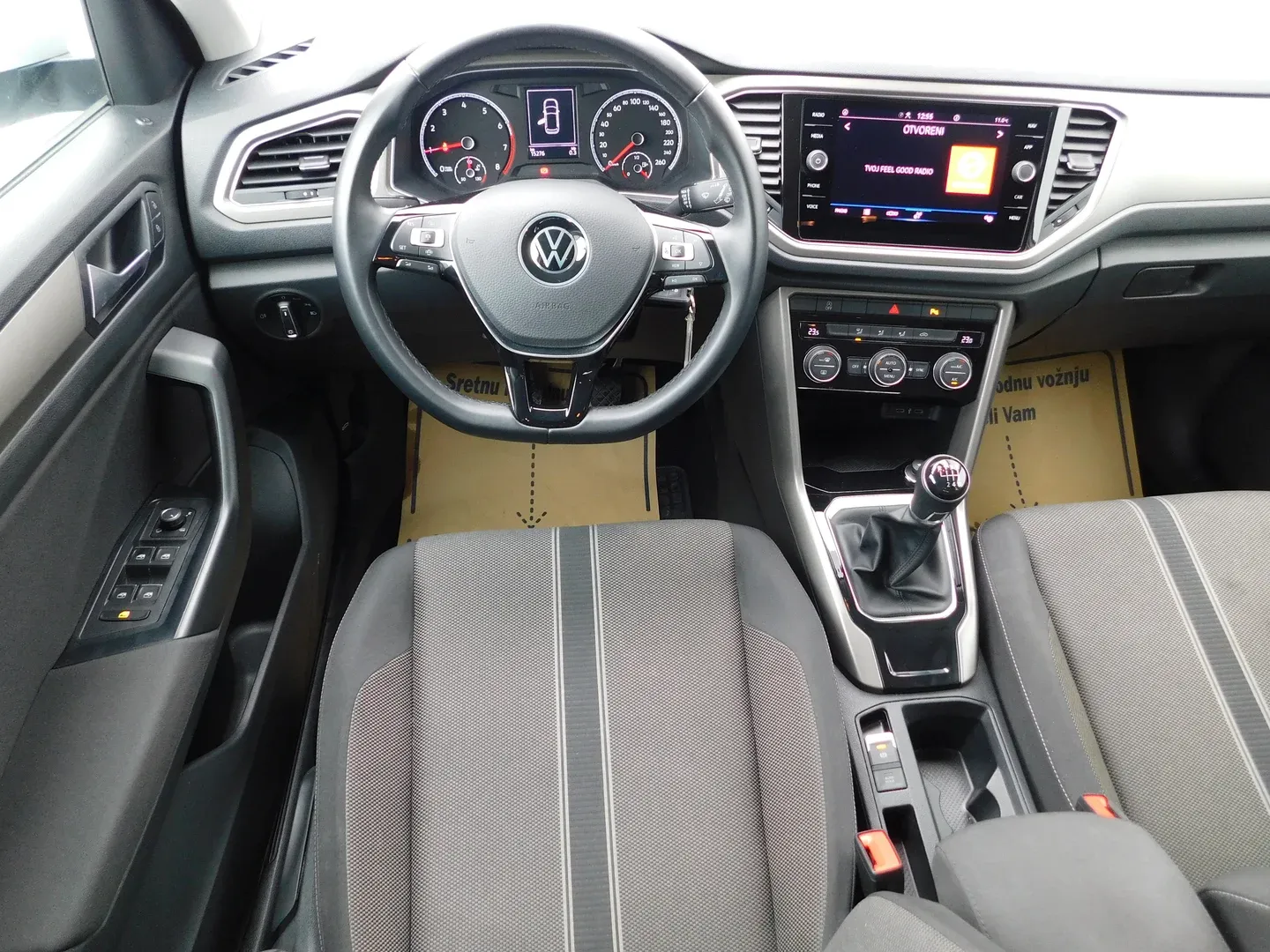 09119 volkswagen t-roc 1.0 tsi design - slika 10