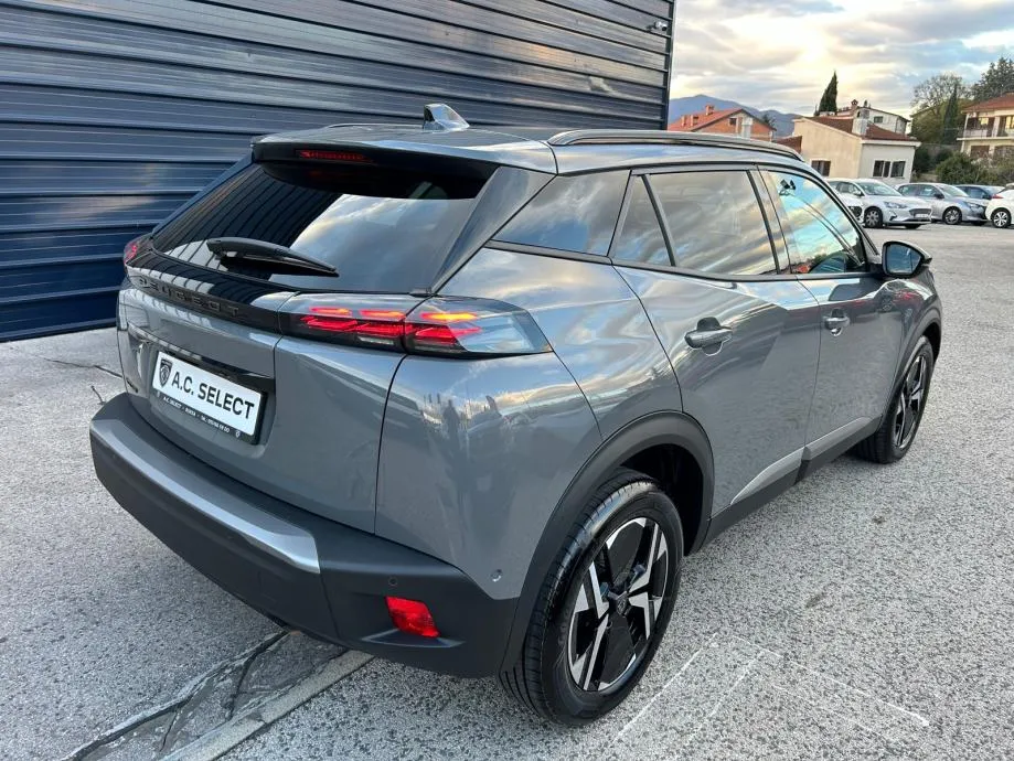 peugeot 2008 allure - 2025 - 12.000km - zimske gume + reg 1 god !!! - slika 4