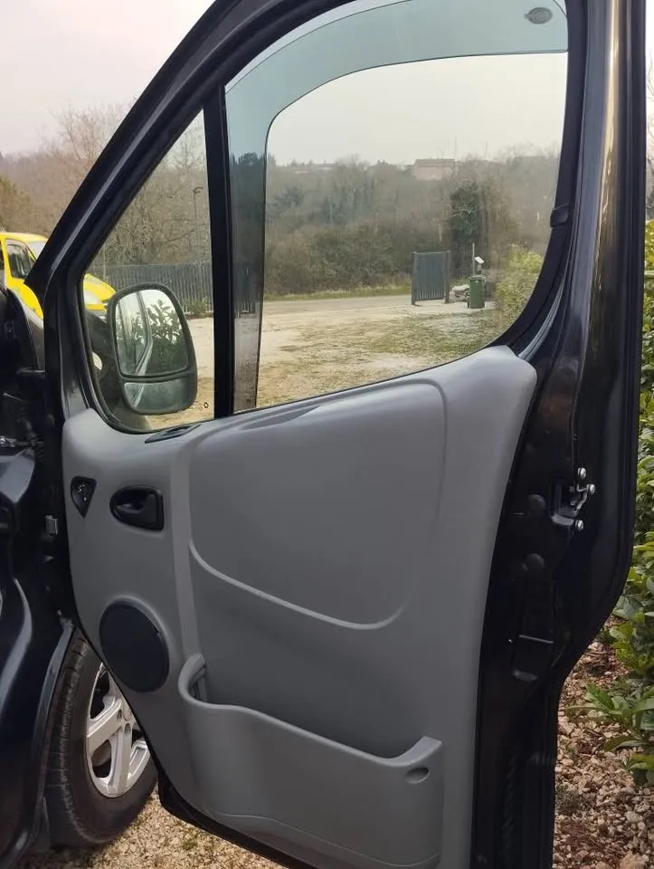 renault trafic 2.5, dci 150, automatic - slika 5