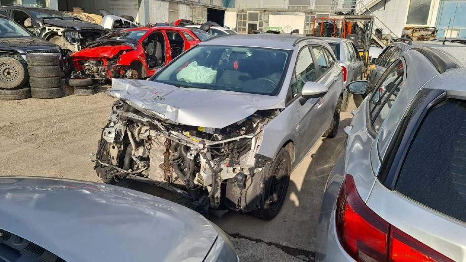 opel astra karavan 1.6 cdti #dijelovi - slika 2