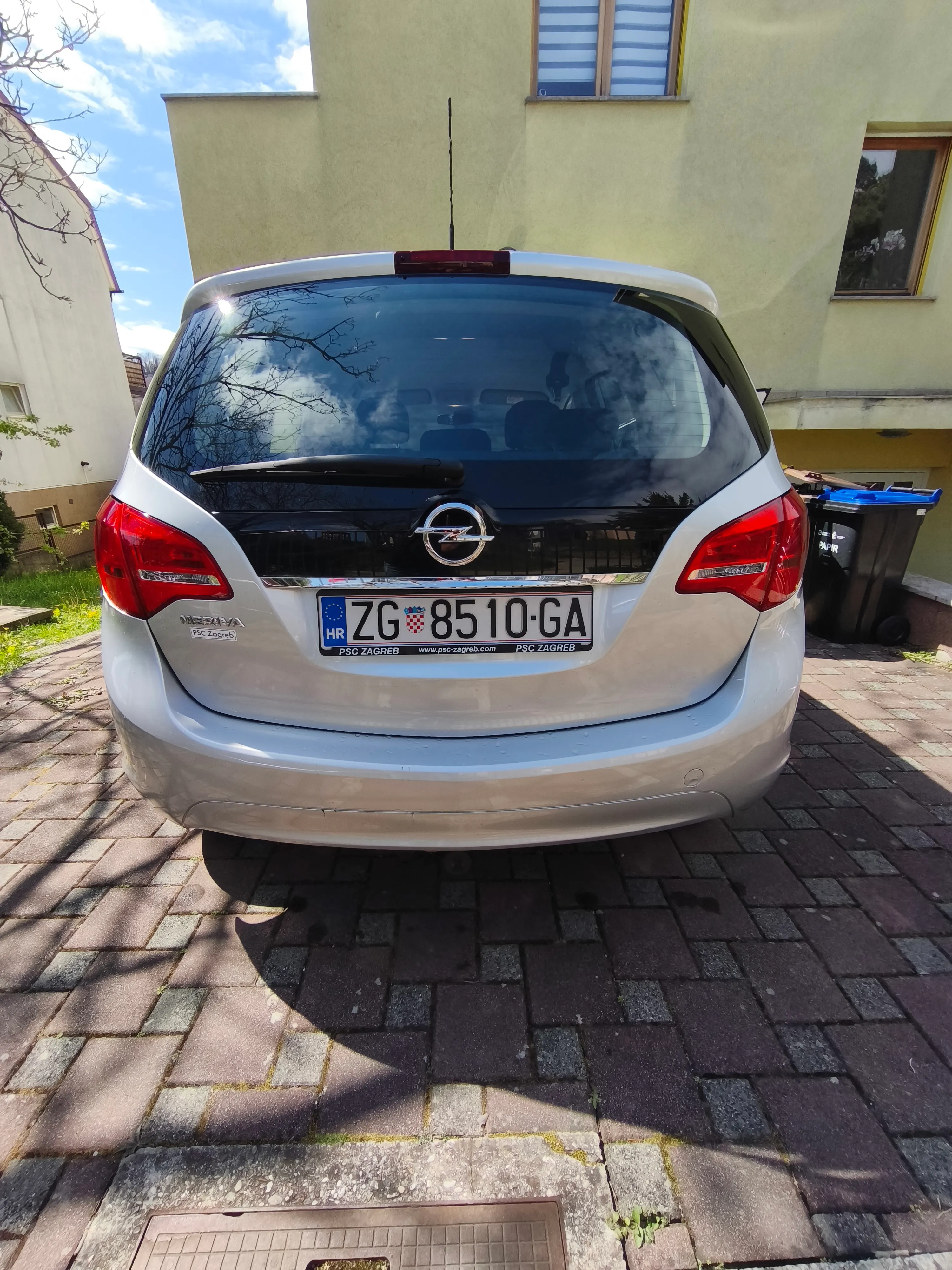 2016 opel meriva b 1,4 16v 53000km hr auto prvi vlasnik - slika 9