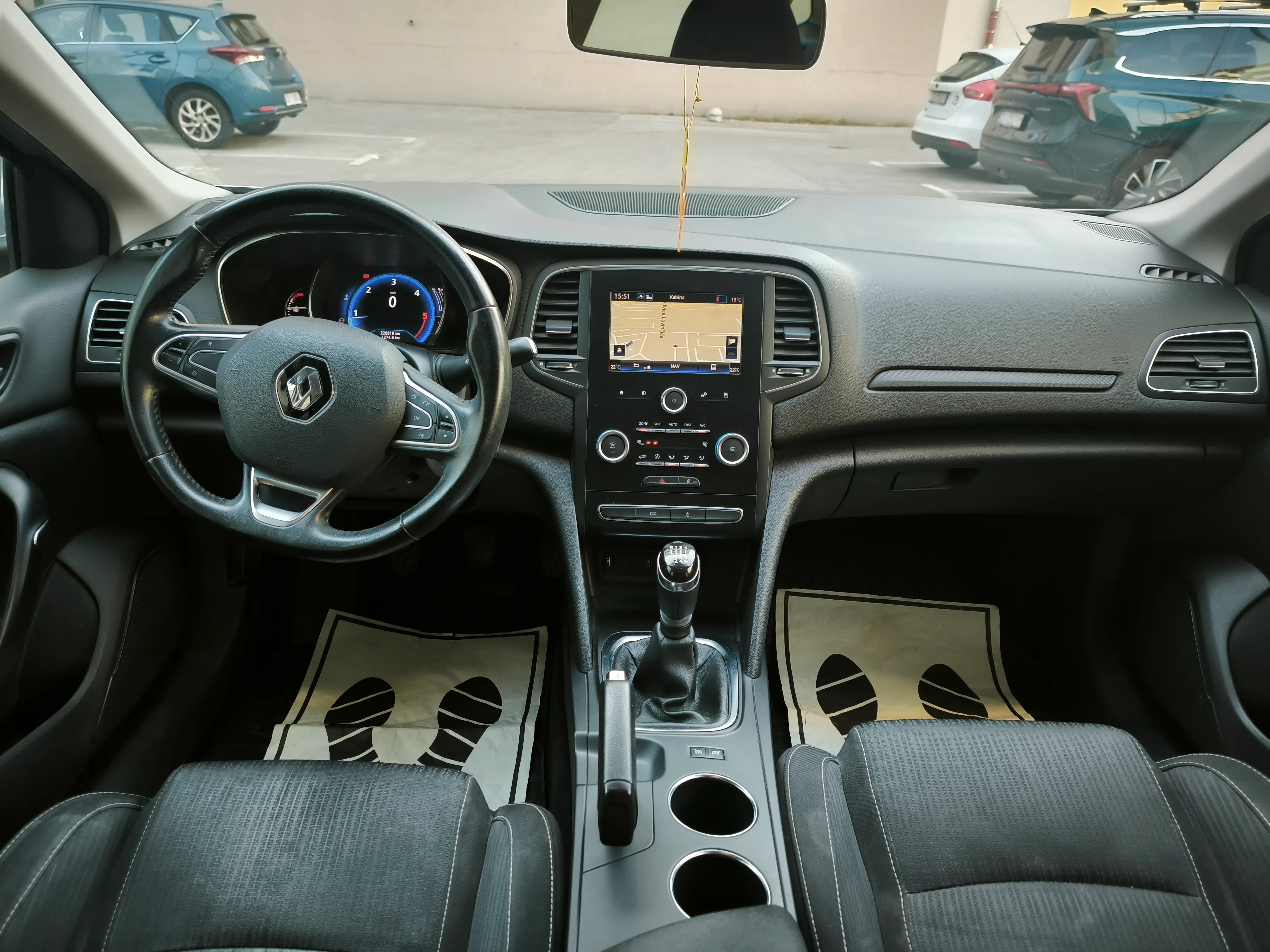 renault megane grandtour 1,5 dci, bussines, reg.1god - slika 22