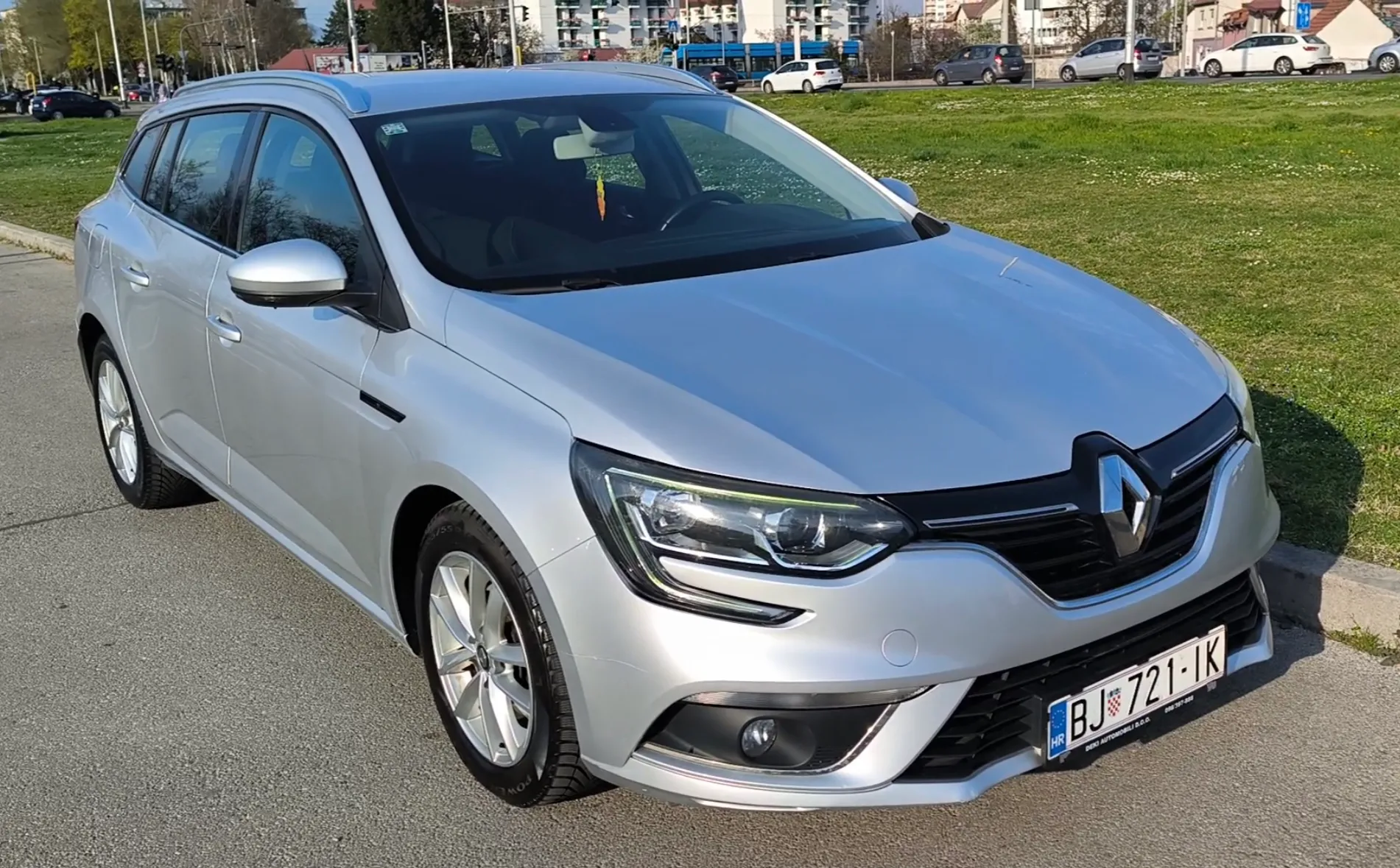 renault megane grandtour 1,5 dci, bussines, reg.1god - slika 10