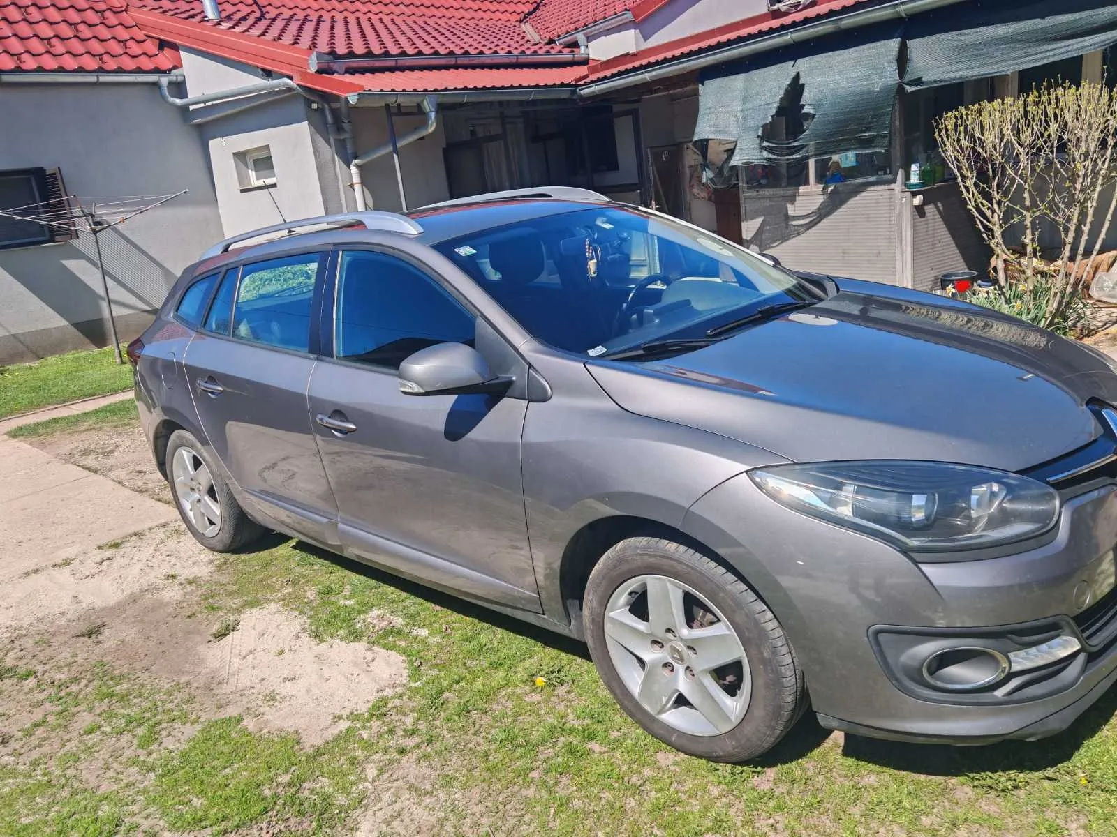 renault megan 1.5 dci - slika 2
