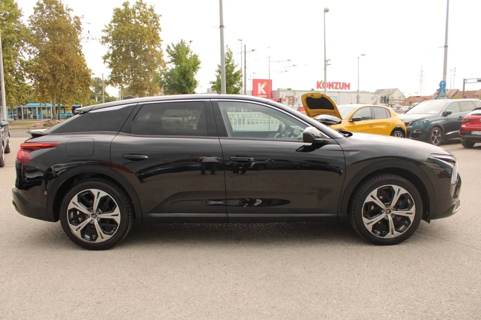 citroen c5x 1.2 puretech automatik *led,navigacija,kamera* - slika 4