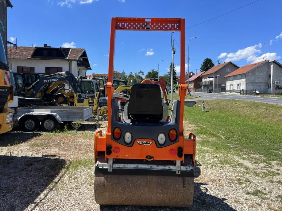 valjak hamm hd12 - slika 4