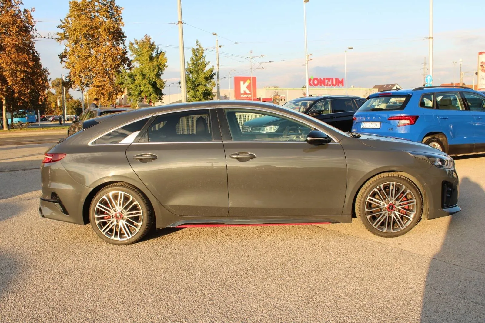 kia proceed 1.6 t-gdi 204ks gt line automatik *led, navigacija, kamera - slika 4