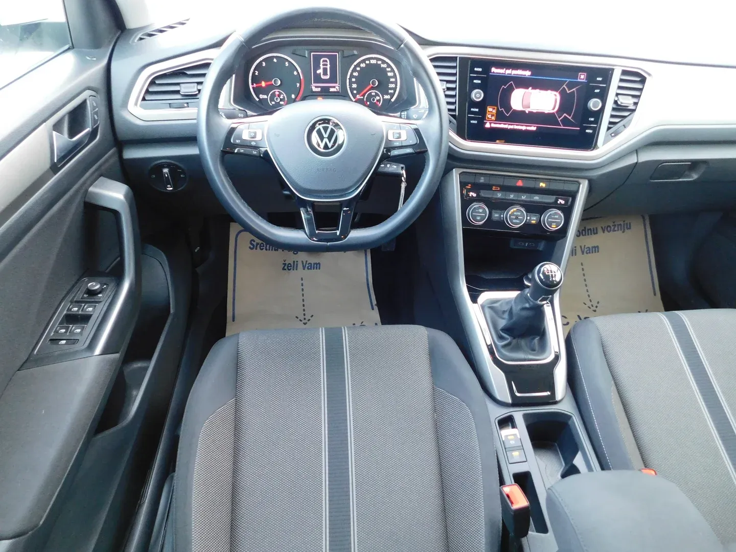09027 volkswagen t-roc 1.0 tsi design - slika 10