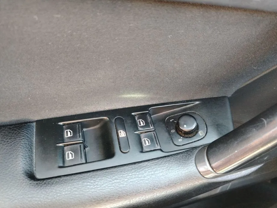 vw passat 1,6 tdi bmt - slika 18