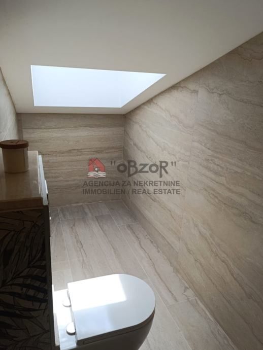 povljana-dvoetažan apartman(s5) penthouse - prvi red do mora - slika 14