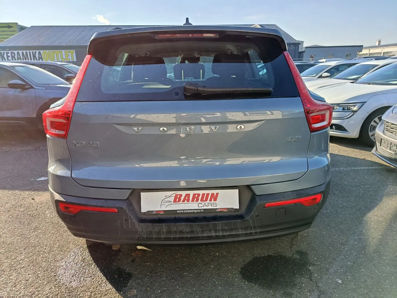 volvo xc40 d3 ,jamstvo do 2 godine,vozilo u sustavu pdv-a - slika 12