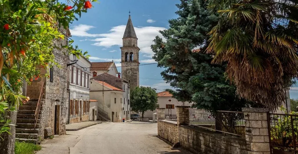 građevinsko zemljište, kringa, tinjan, istra, vel. 1150 m2 - slika 13