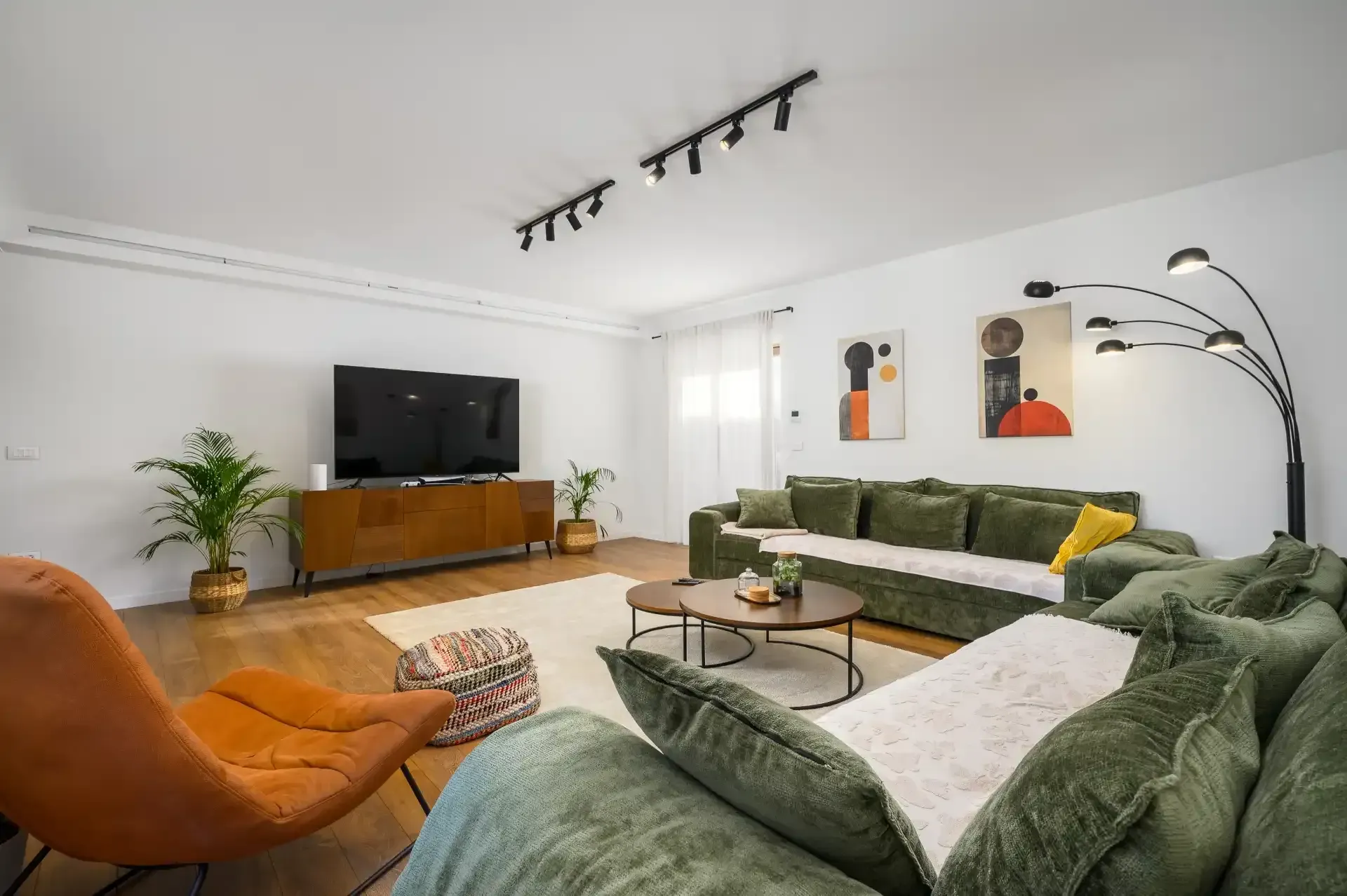kuća za odmor luxury villa sofia with pool - slika 13