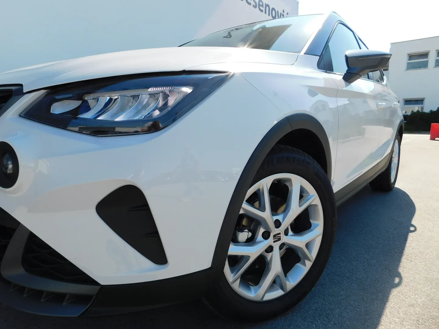 09152 seat arona 1.0 tsi fr - slika 7