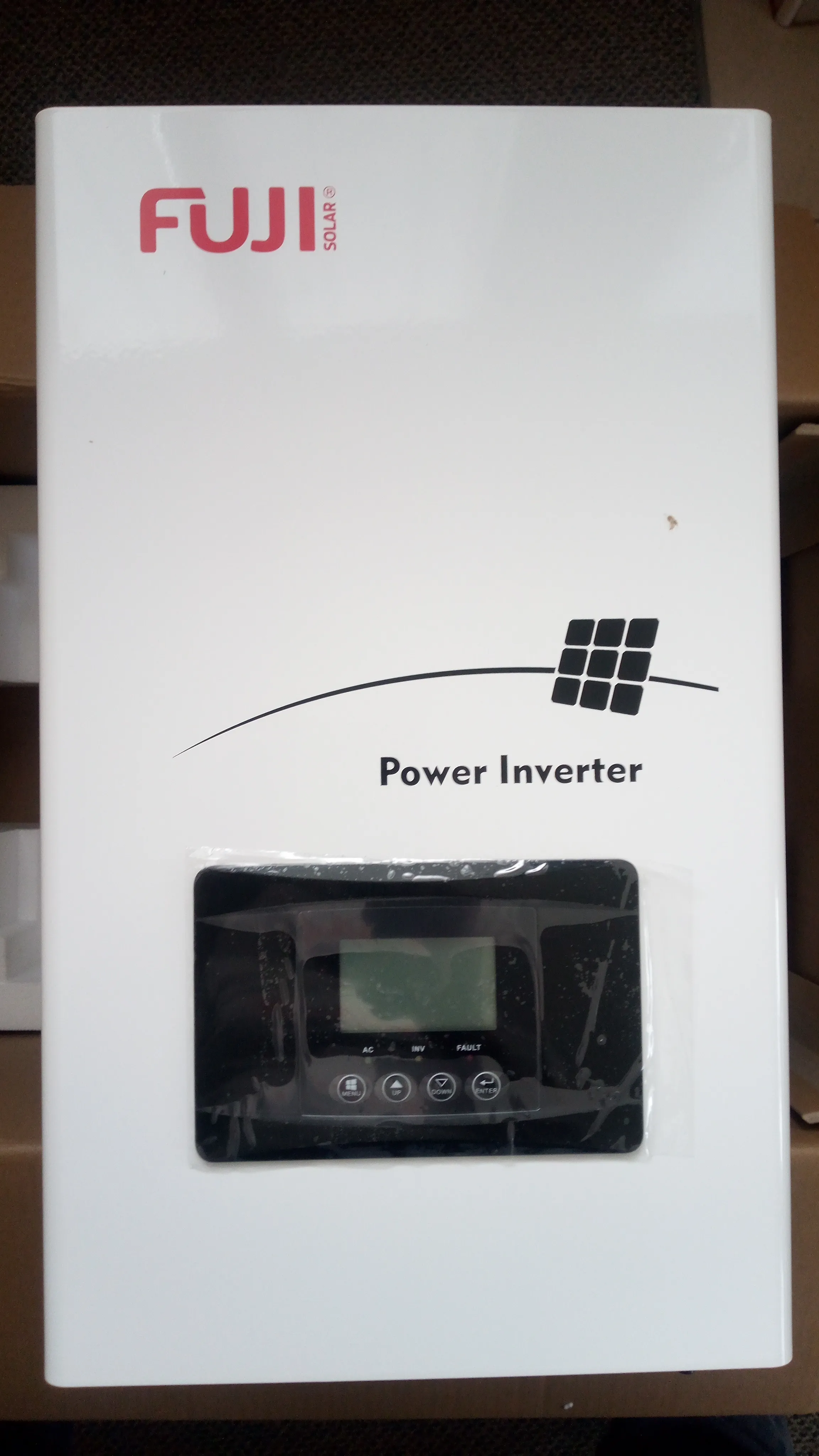Inverter fuji EP 3000 - 2 kw. sa akumulatorrom 120 ah. - Karlovac