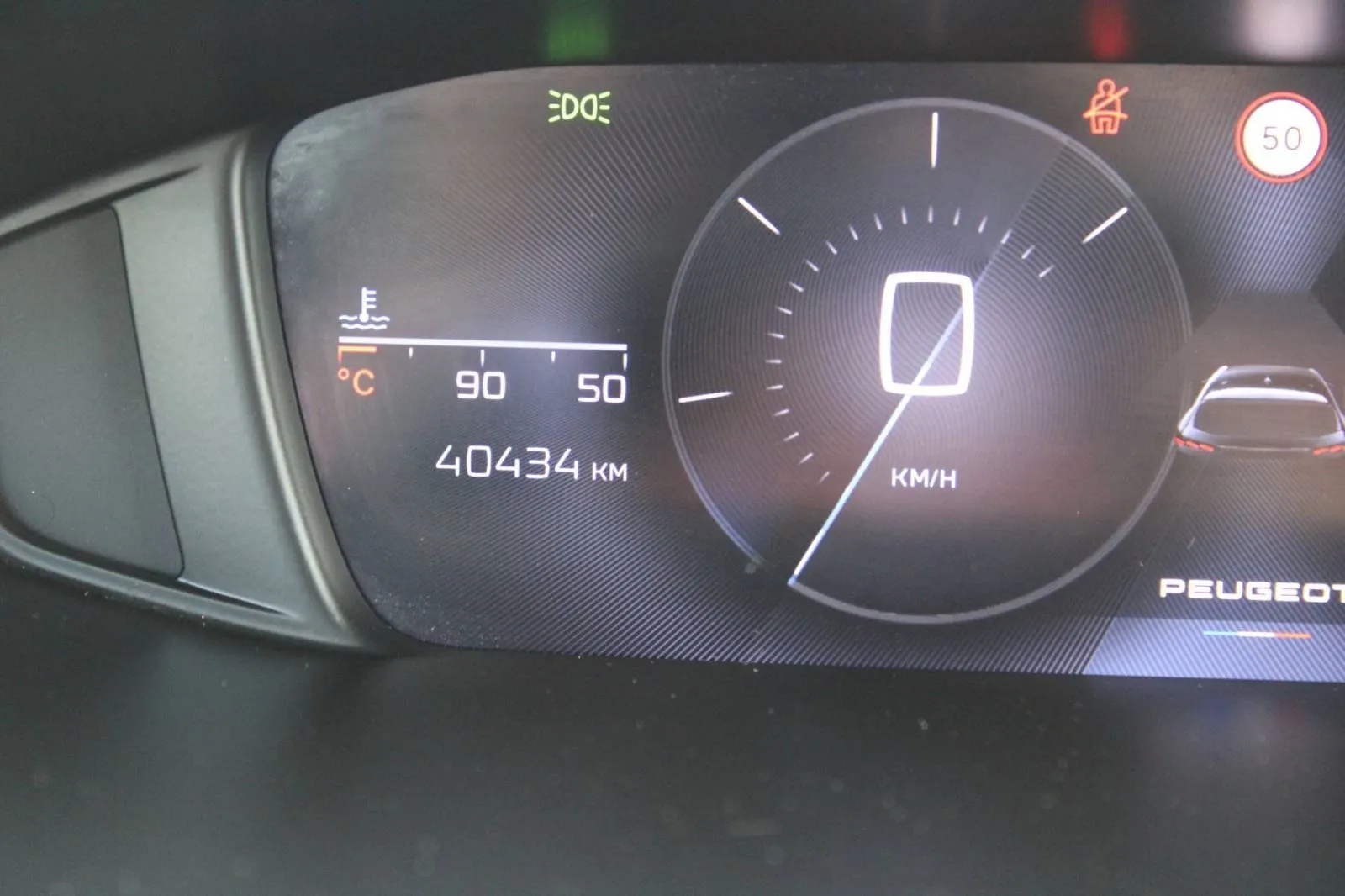 peugeot 308 1.2 puretech allure *led, navigacija, kamera* - slika 20
