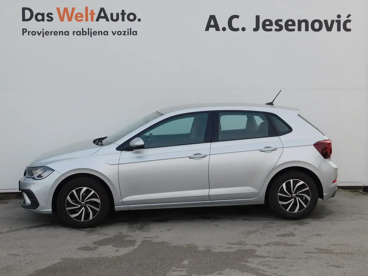 10799 volkswagen polo 1.0 tsi life - slika 6