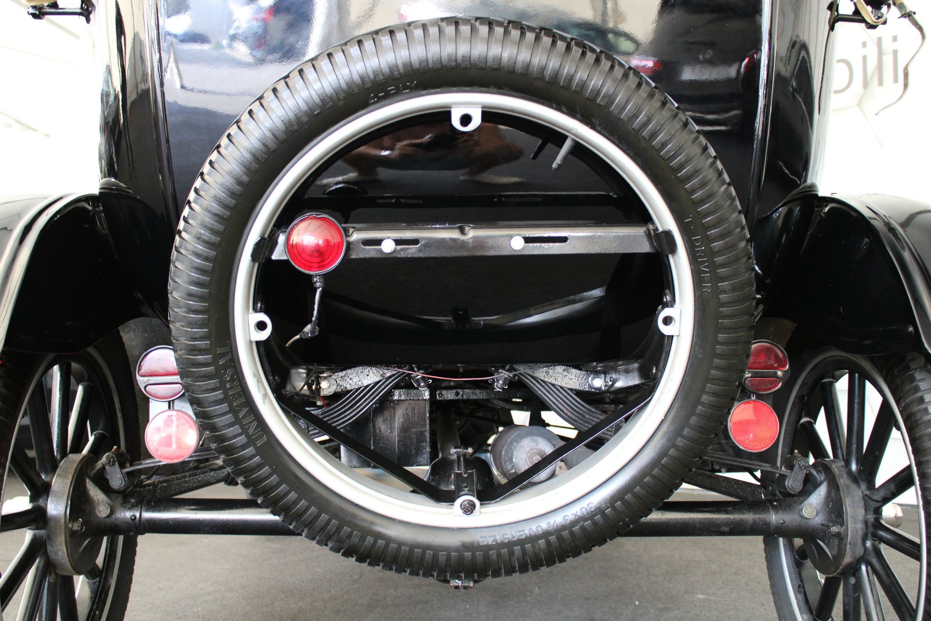 ford model t convertible - restavriran - slika 13