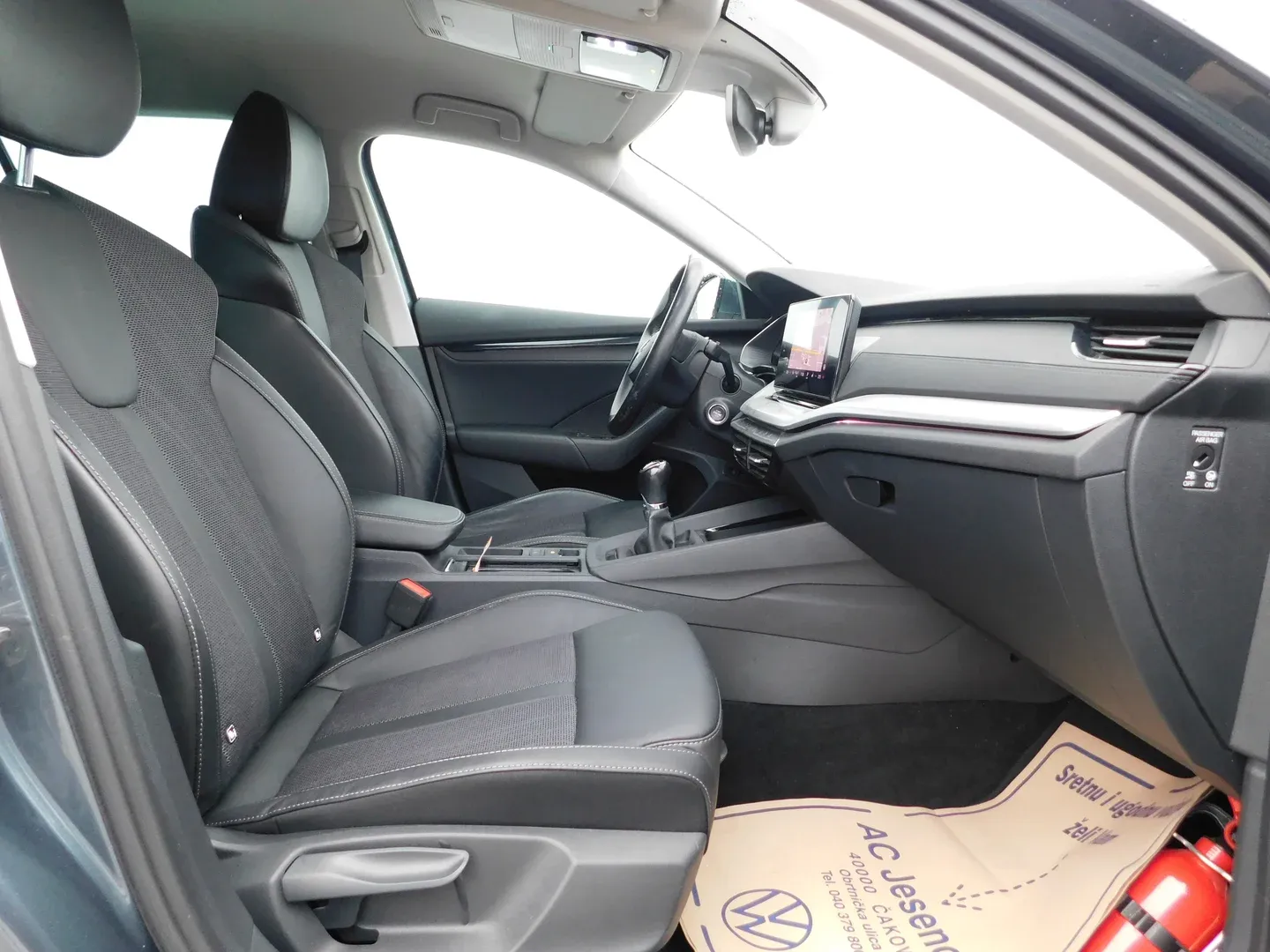 12856 škoda octavia combi ambition 2.0 tdi - slika 12