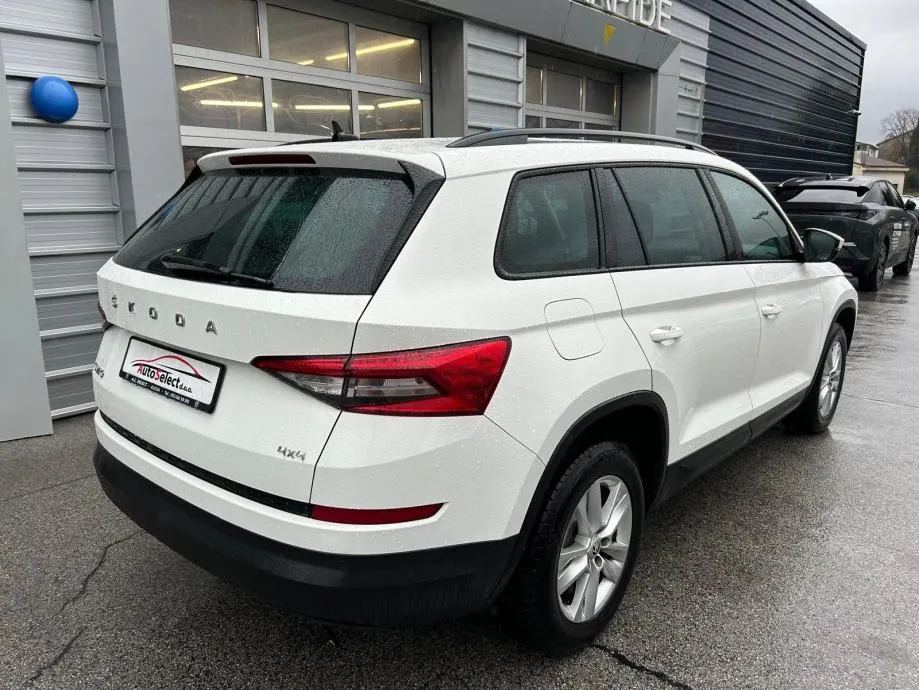 škoda kodiaq 2,0 tdi dsg 4x4 - 100.000km - garancija - reg 1god!! - slika 4