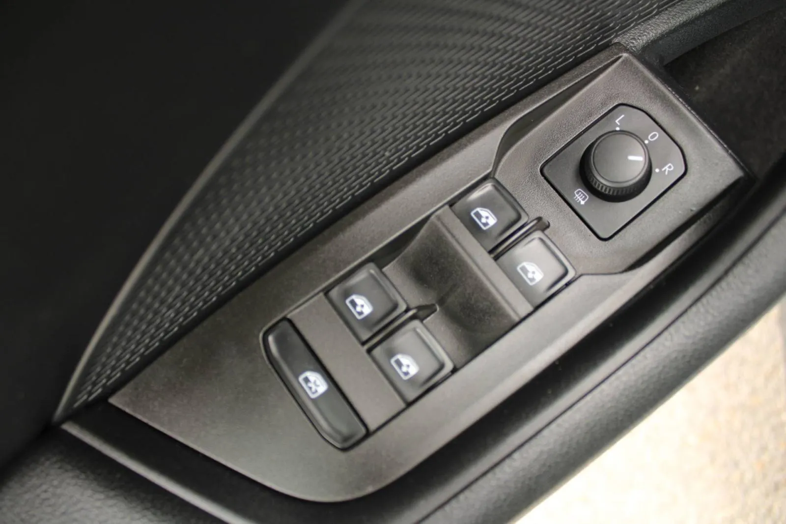 škoda octavia combi 2.0 tdi - slika 12