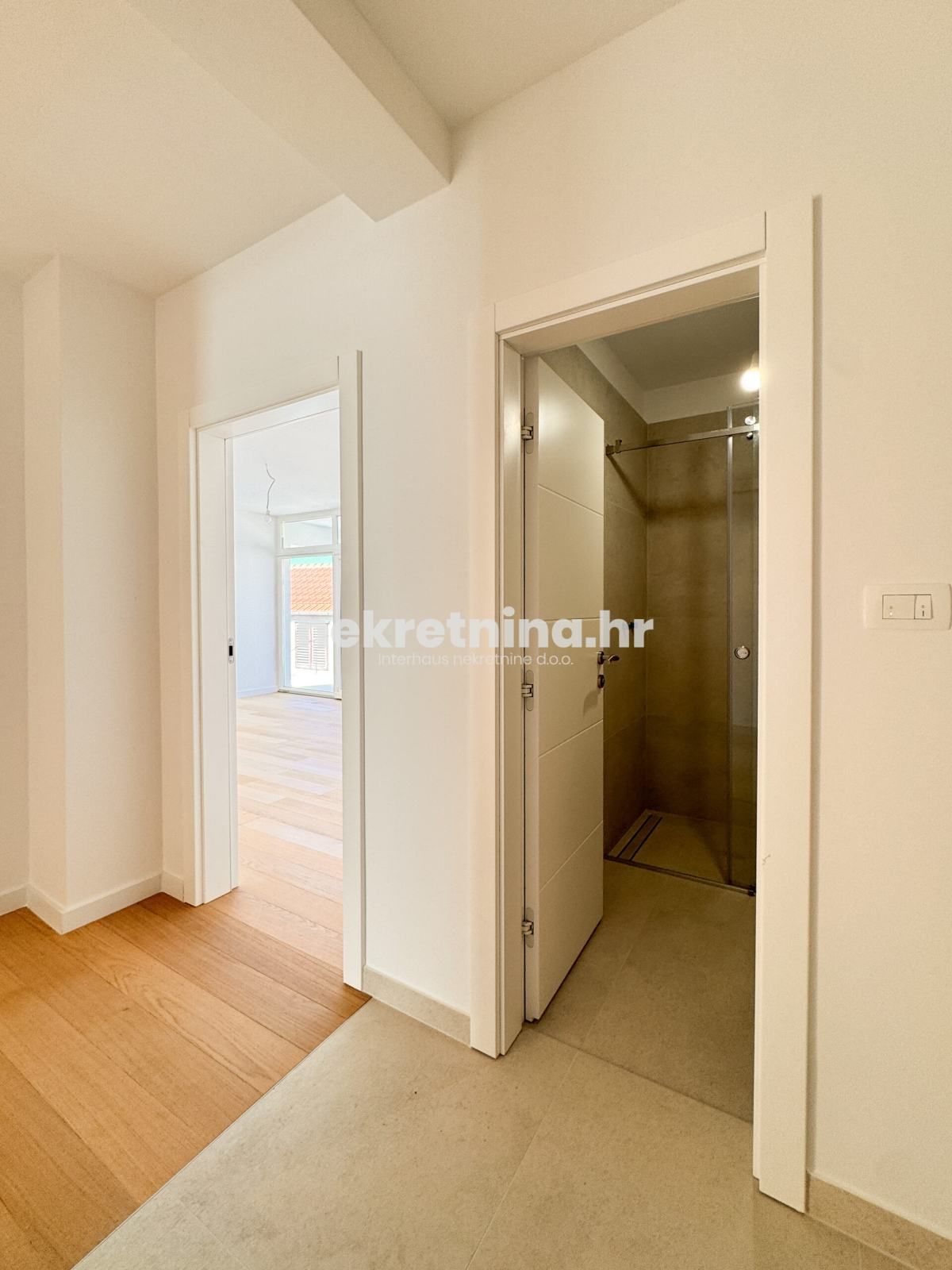 prodaja - kuća - 3 stana - biograd na moru - blizina centra - 239m2 - slika 18