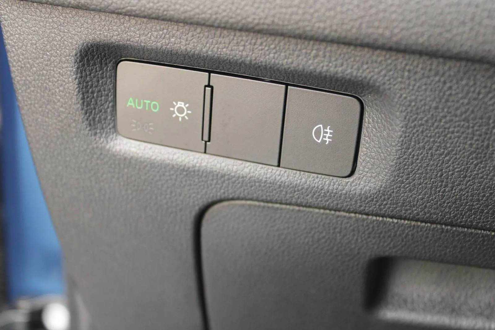 škoda octavia combi 1.0 tsi dsg *led, navigacija* - slika 16