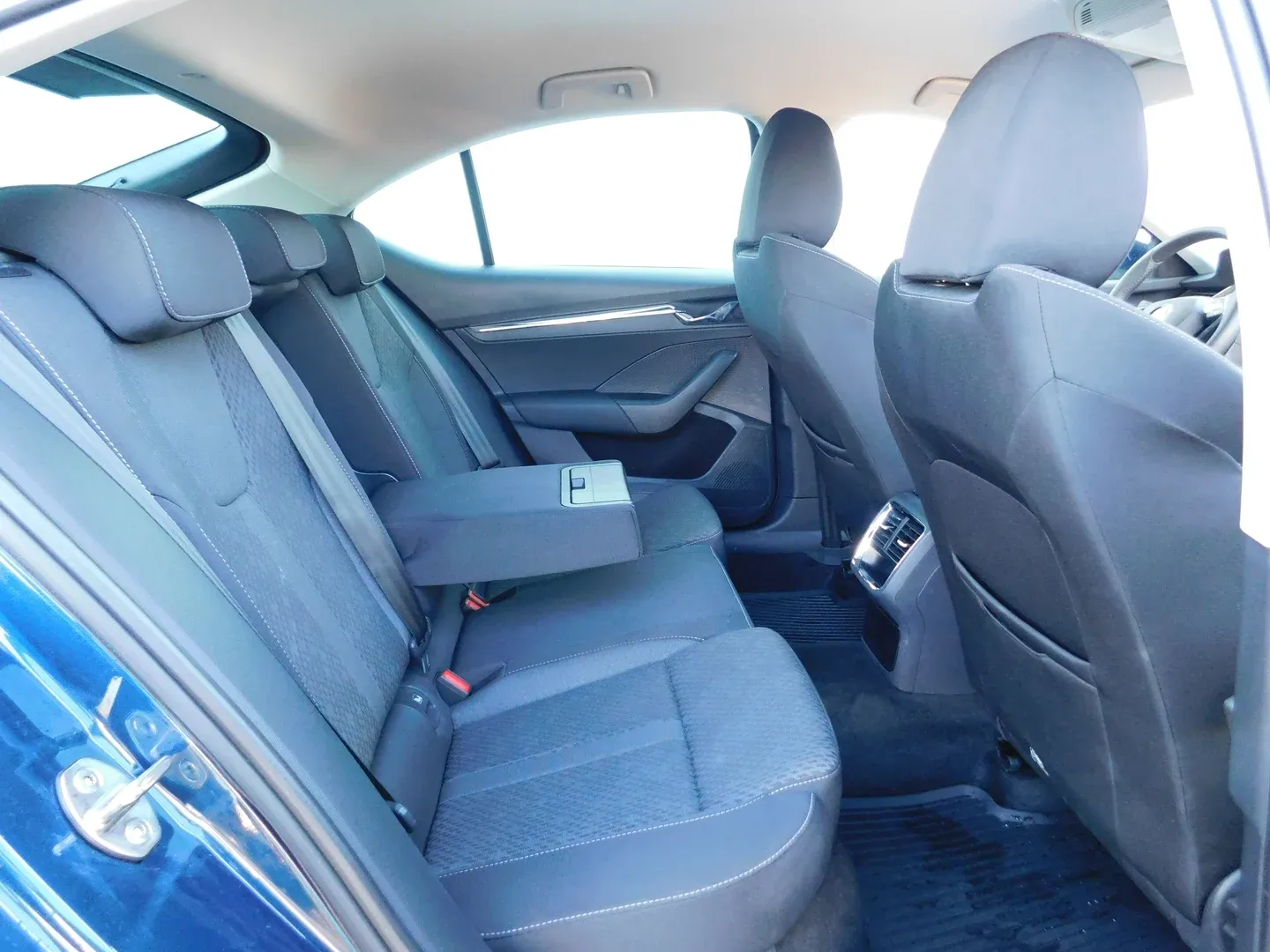 10518 škoda octavia style 2.0 tdi - slika 13