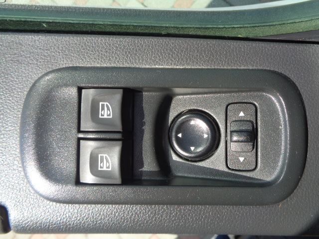renault master furgon 2,3 bdci l3h3/1.vl./hr/klima/temp/stalaže/el.pak - slika 16