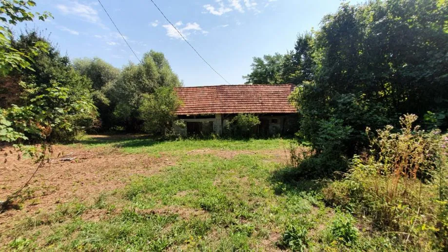 građ. zemlj., kupljenovo, 5400m2, staro imanje s kućom i gosp. zgradom - slika 6