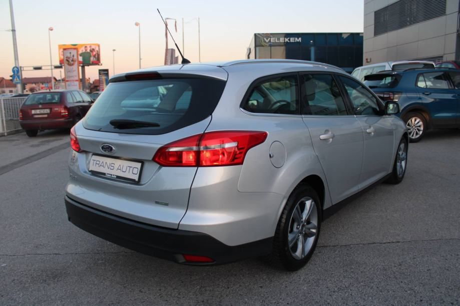 ford focus karavan 1.0 ecoboost - slika 5