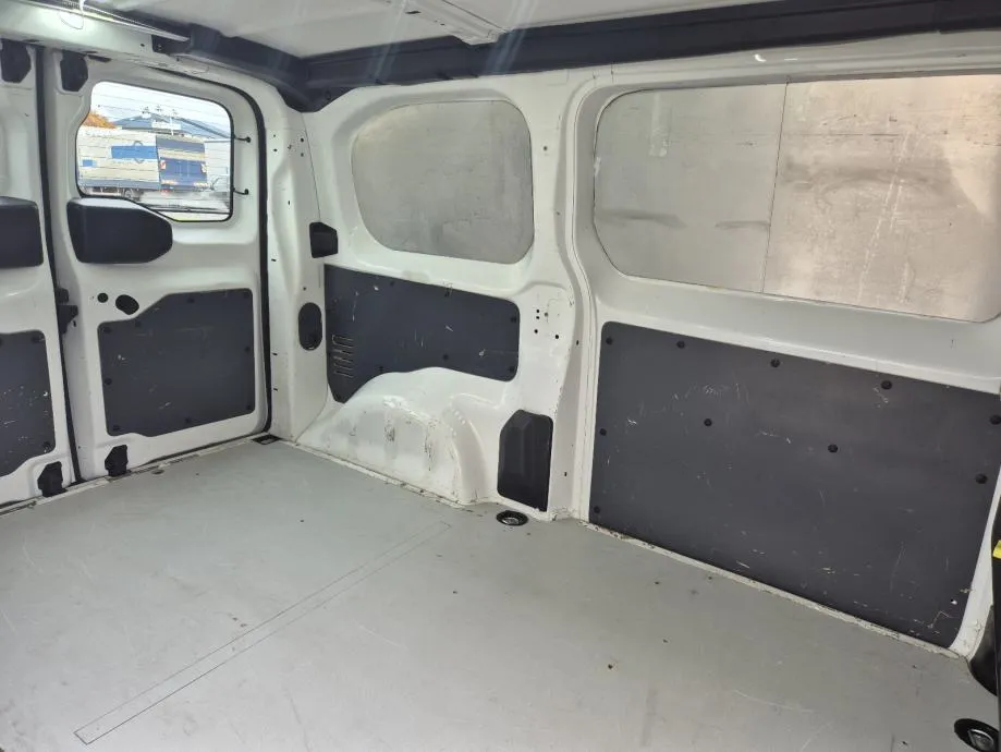 citroen jumpy 1.6 bhdi, odlično stanje, garancija na vozilo - slika 9