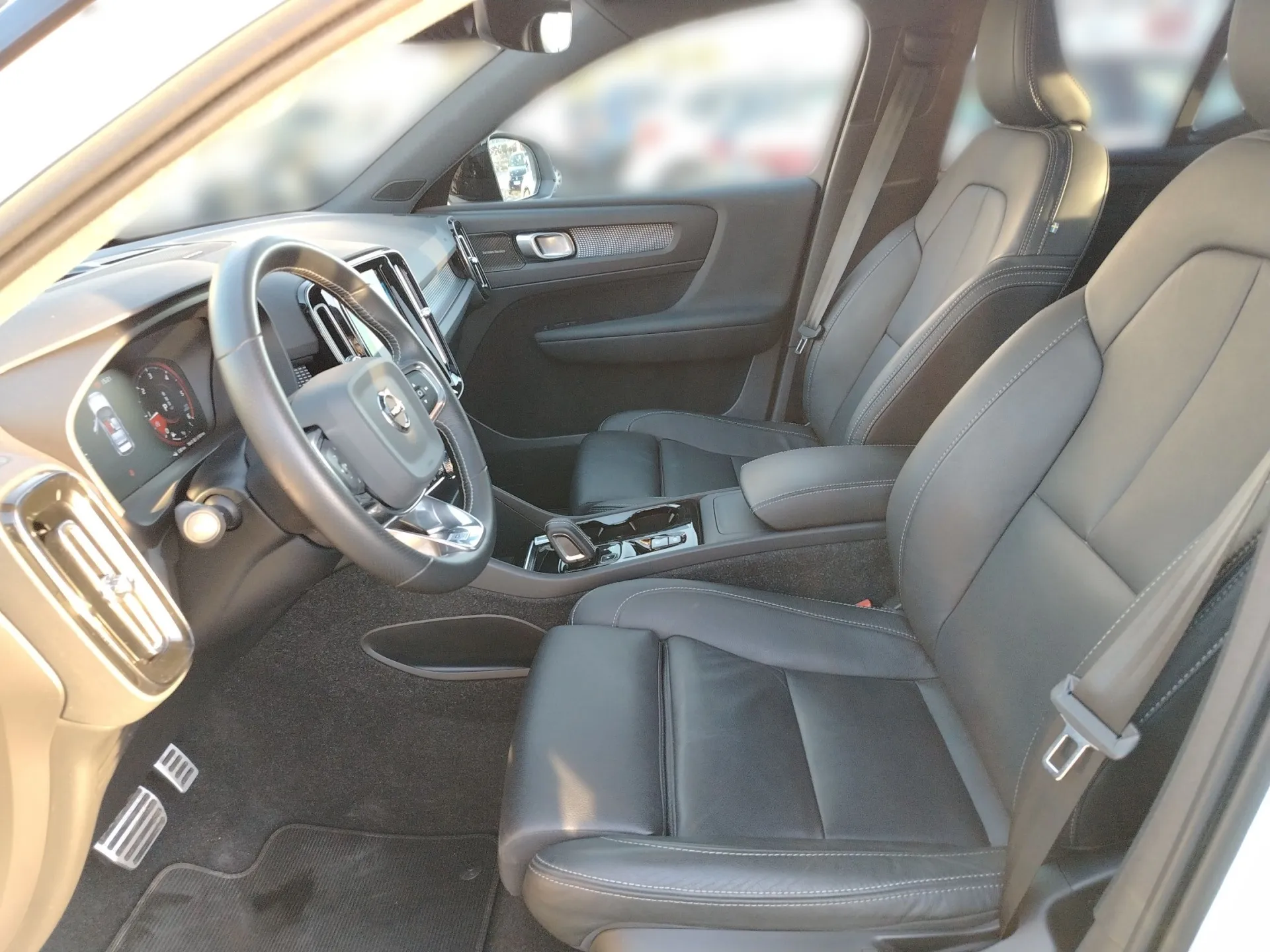 volvo xc40 d3 - slika 7