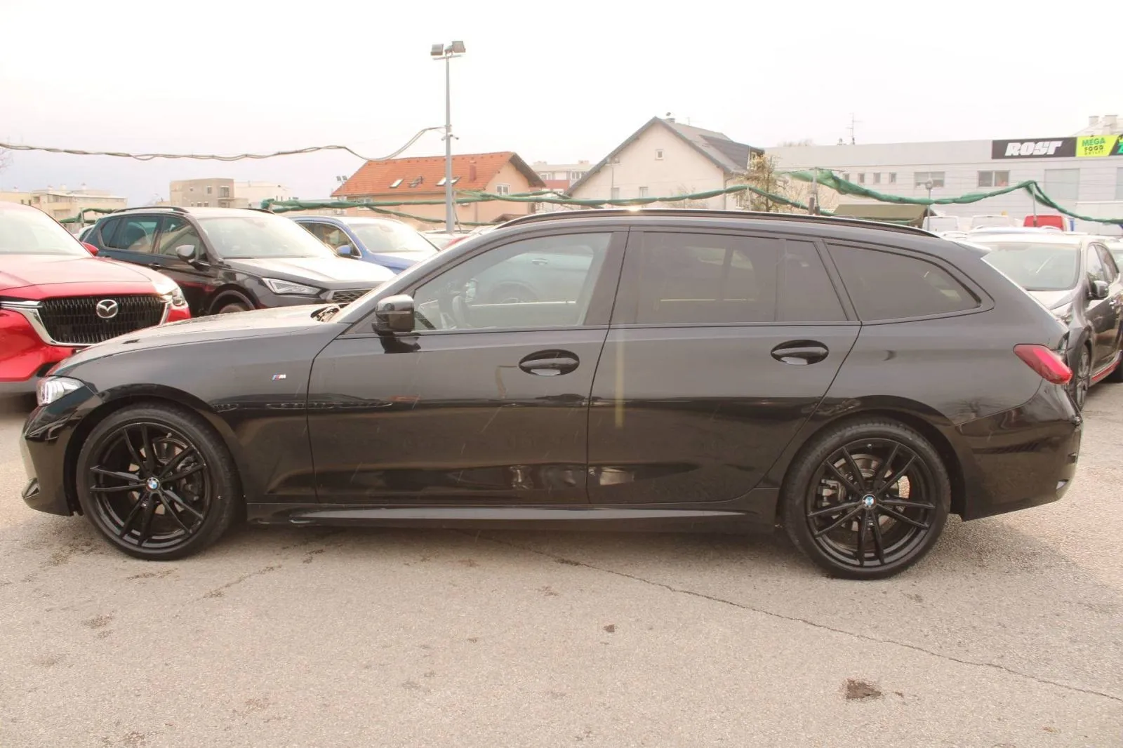 bmw serija 3 touring 320d xdrive m paket *head up, led, kamera* - slika 8