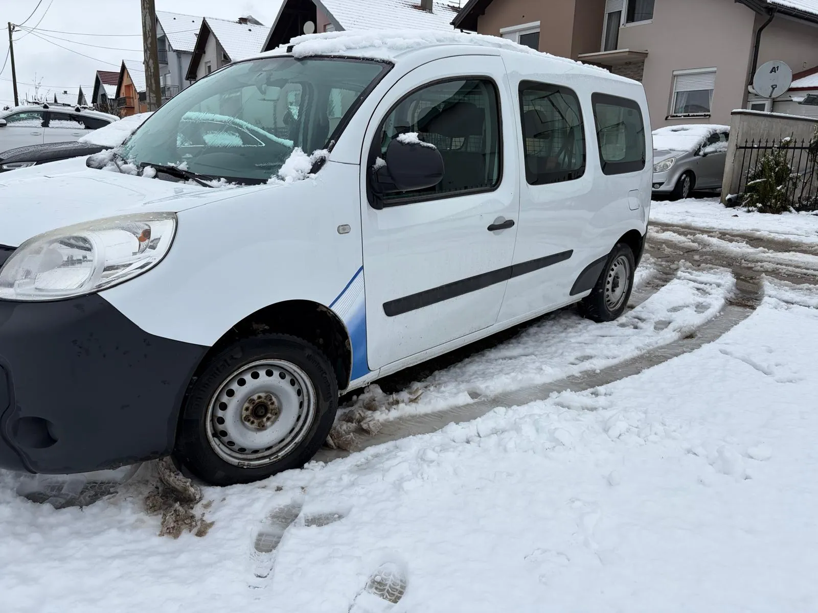 renault kangoo maxi 1.5 dci - slika 2