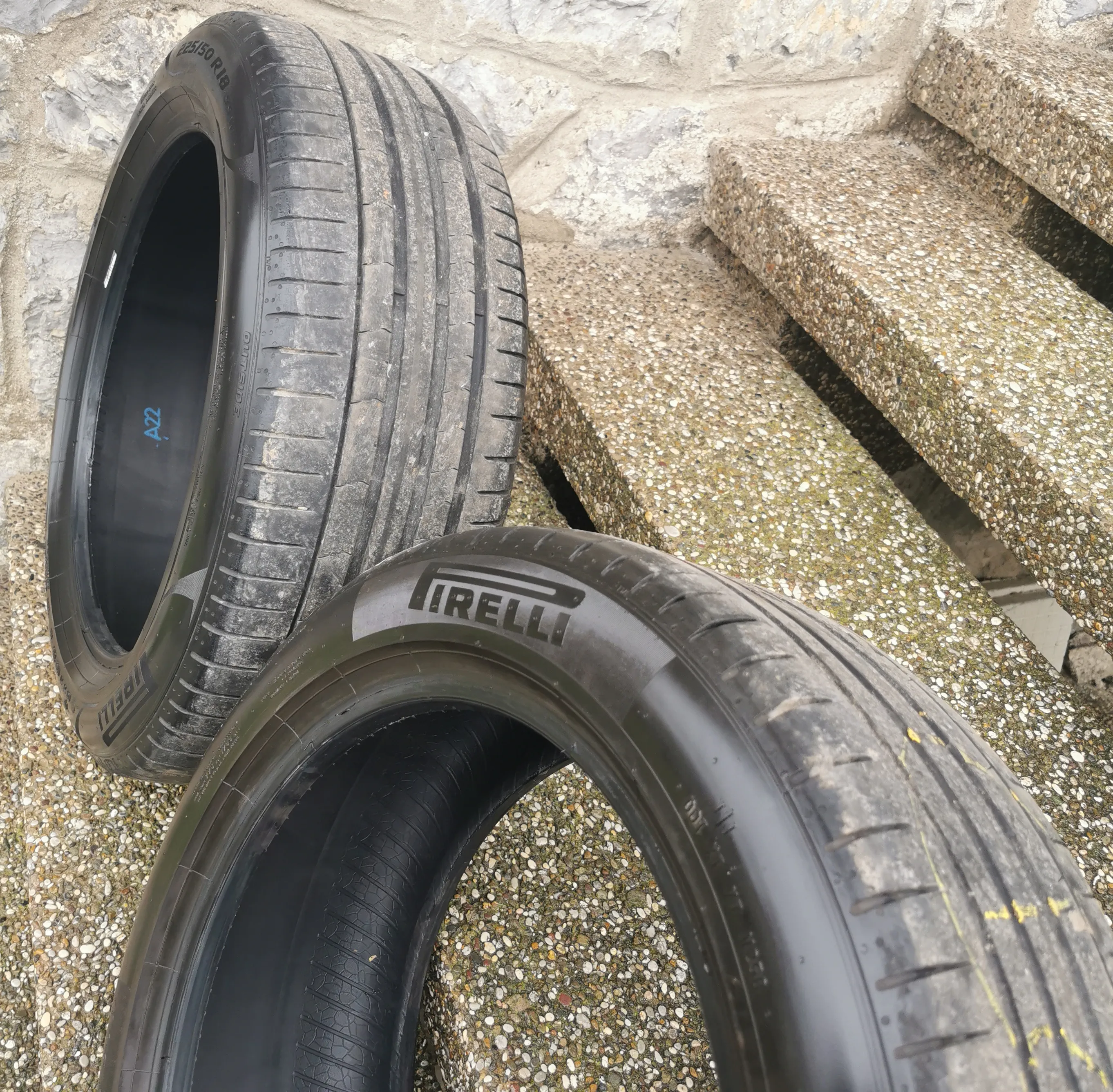 gume ljetne pirelli p zero 225/50/18 2 komada 15 eur/komad✅ - slika 2
