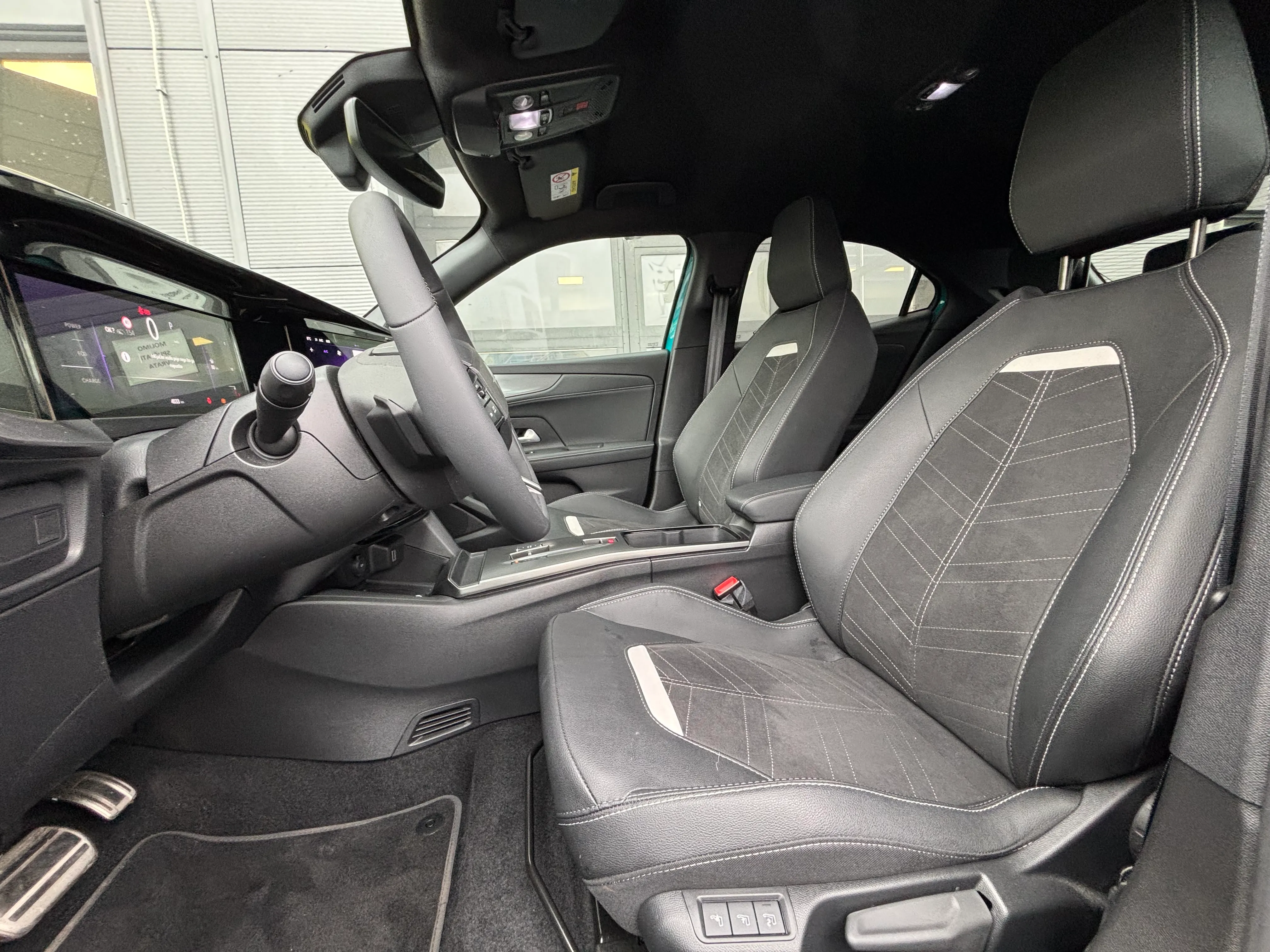 opel mokka gs line f 1,2 xht e-dct at - slika 8
