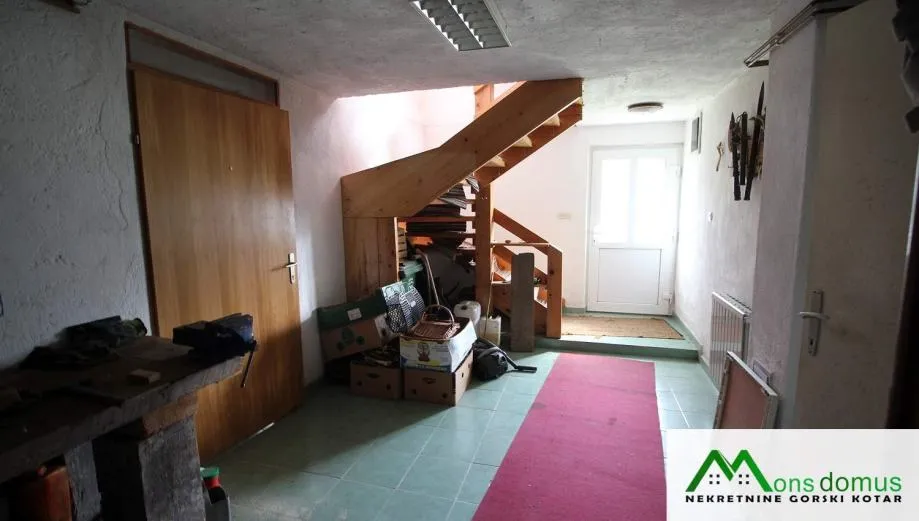 useljiva kuća u blizini delnica (prodaja) - slika 22