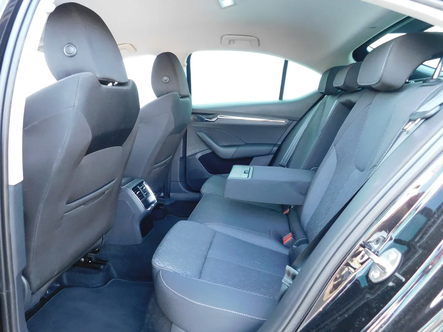 11777 škoda octavia style 2.0 tdi - slika 11