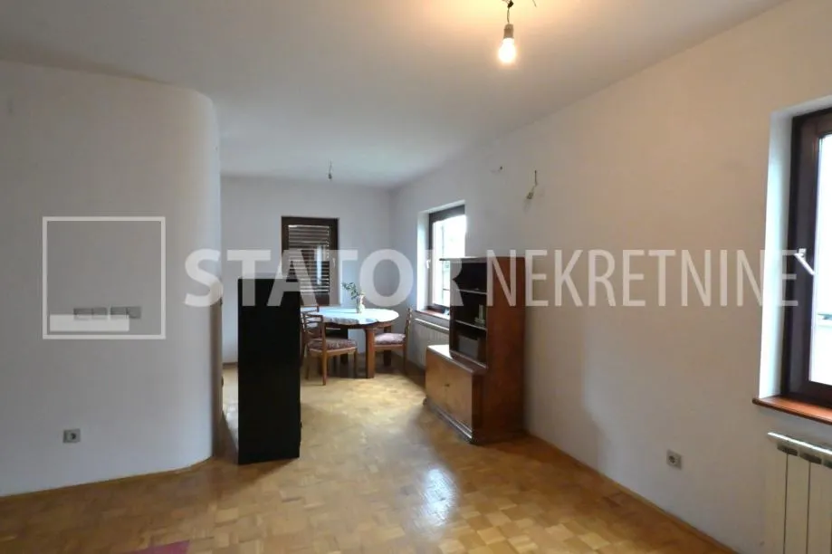 Kuća: Velika Gorica, 257.00 m2 (prodaja)