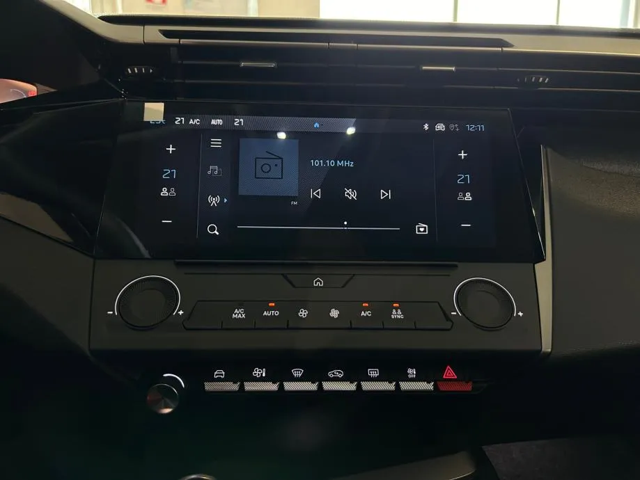 peugeot 408 allure hybrid 145 e-dcs6 - gratis registracija! - slika 15