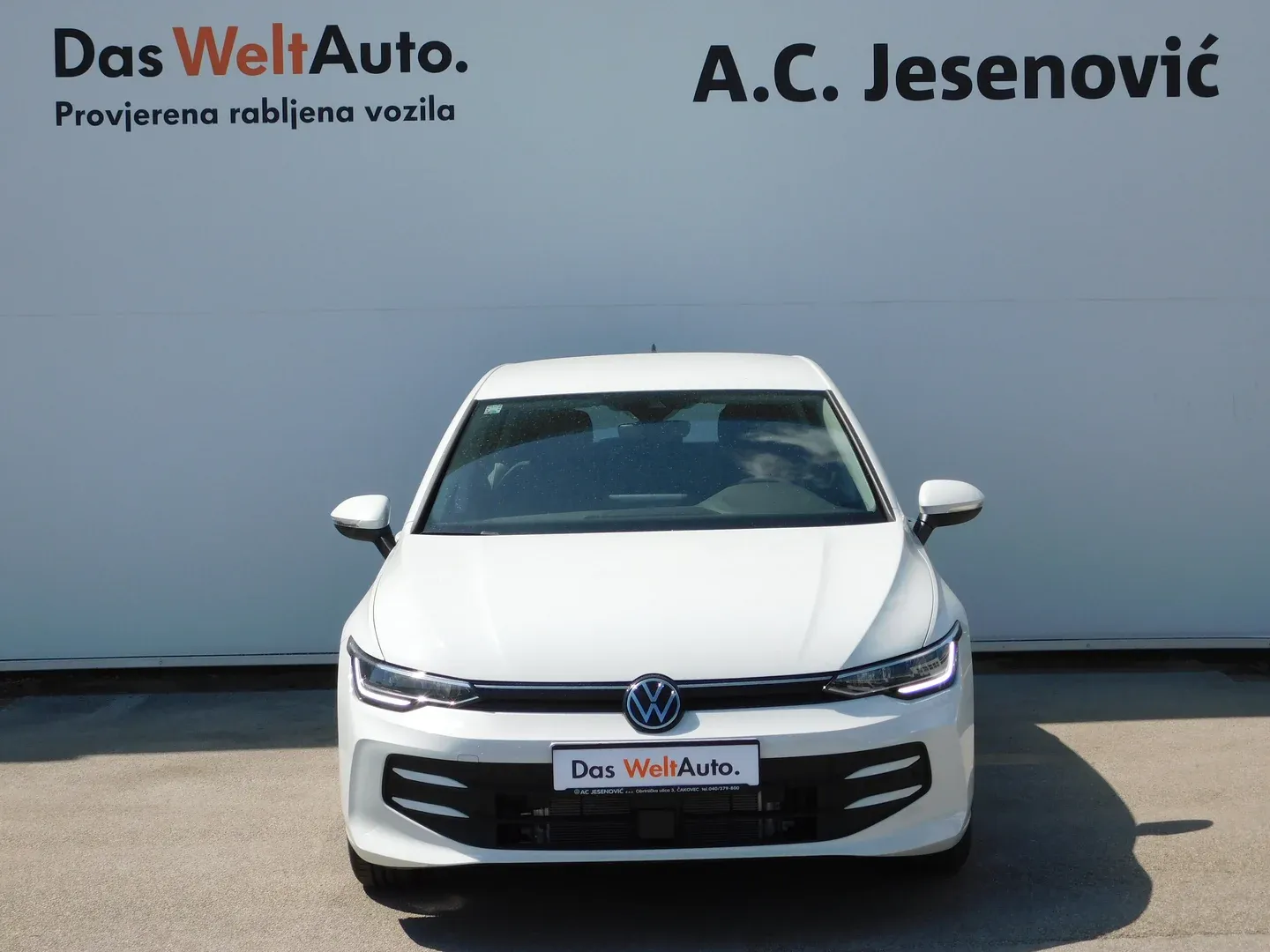 12811 volkswagen golf 8 1.5 tsi - slika 2