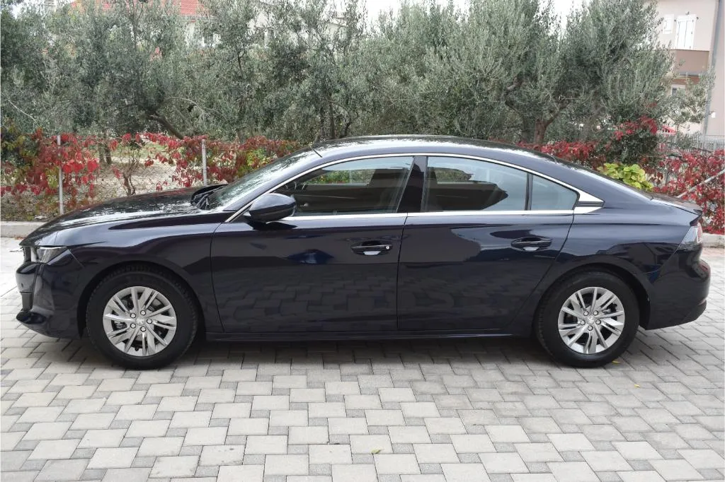 peugeot 508 1.5 bluehdi automatik,active-novi model - slika 2
