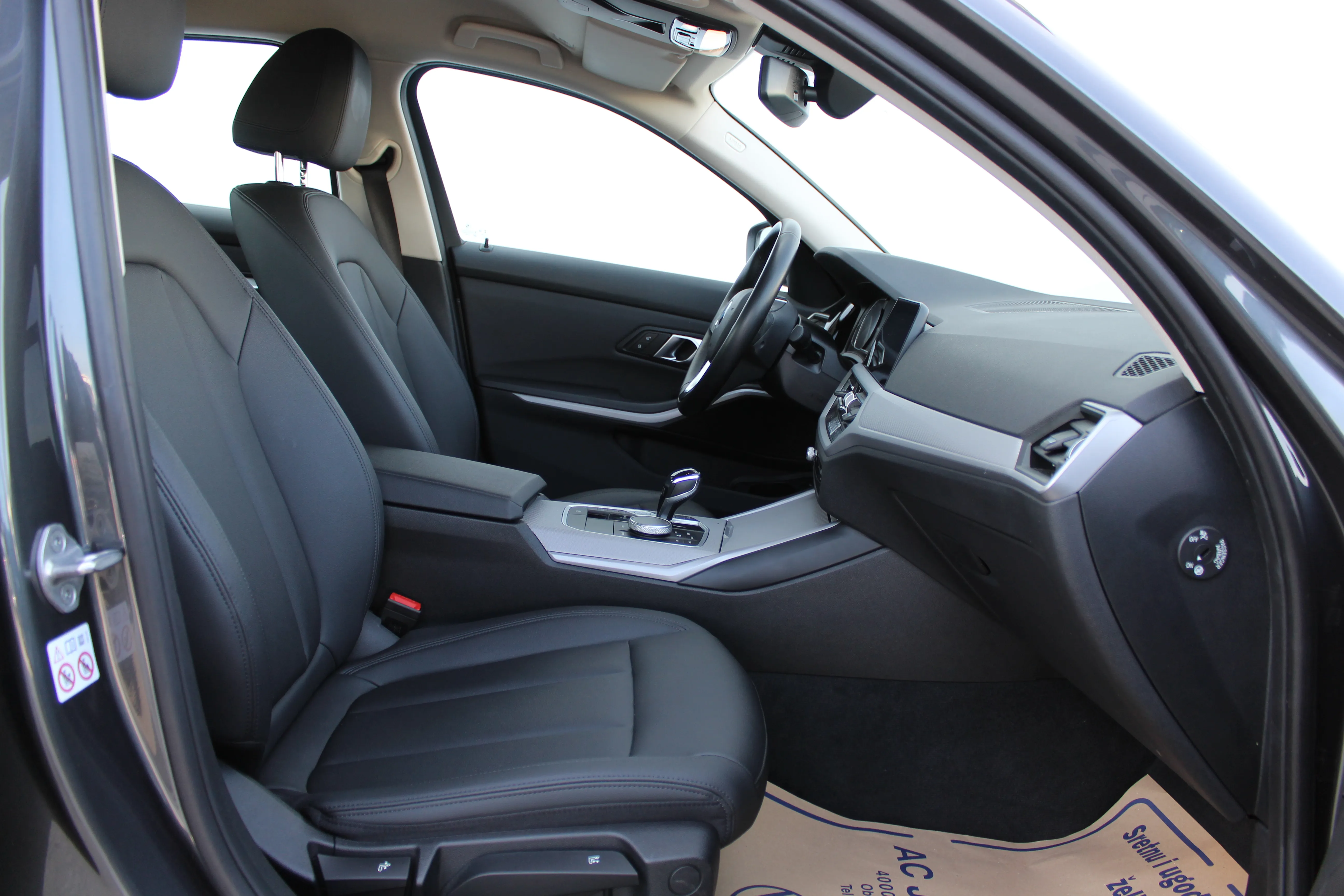 13124 bmw 318d advantage aut. - slika 12